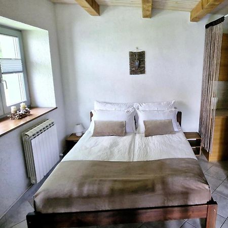 Guesthouse Idila Pod Nanosom Senozece Zewnętrze zdjęcie
