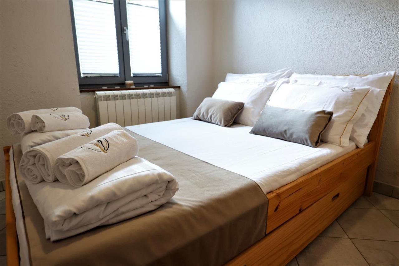 Guesthouse Idila Pod Nanosom Senozece Zewnętrze zdjęcie