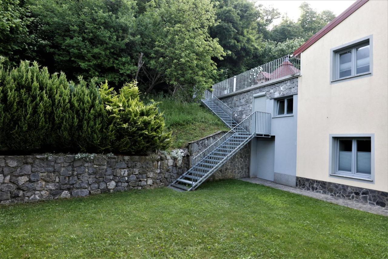 Guesthouse Idila Pod Nanosom Senozece Zewnętrze zdjęcie