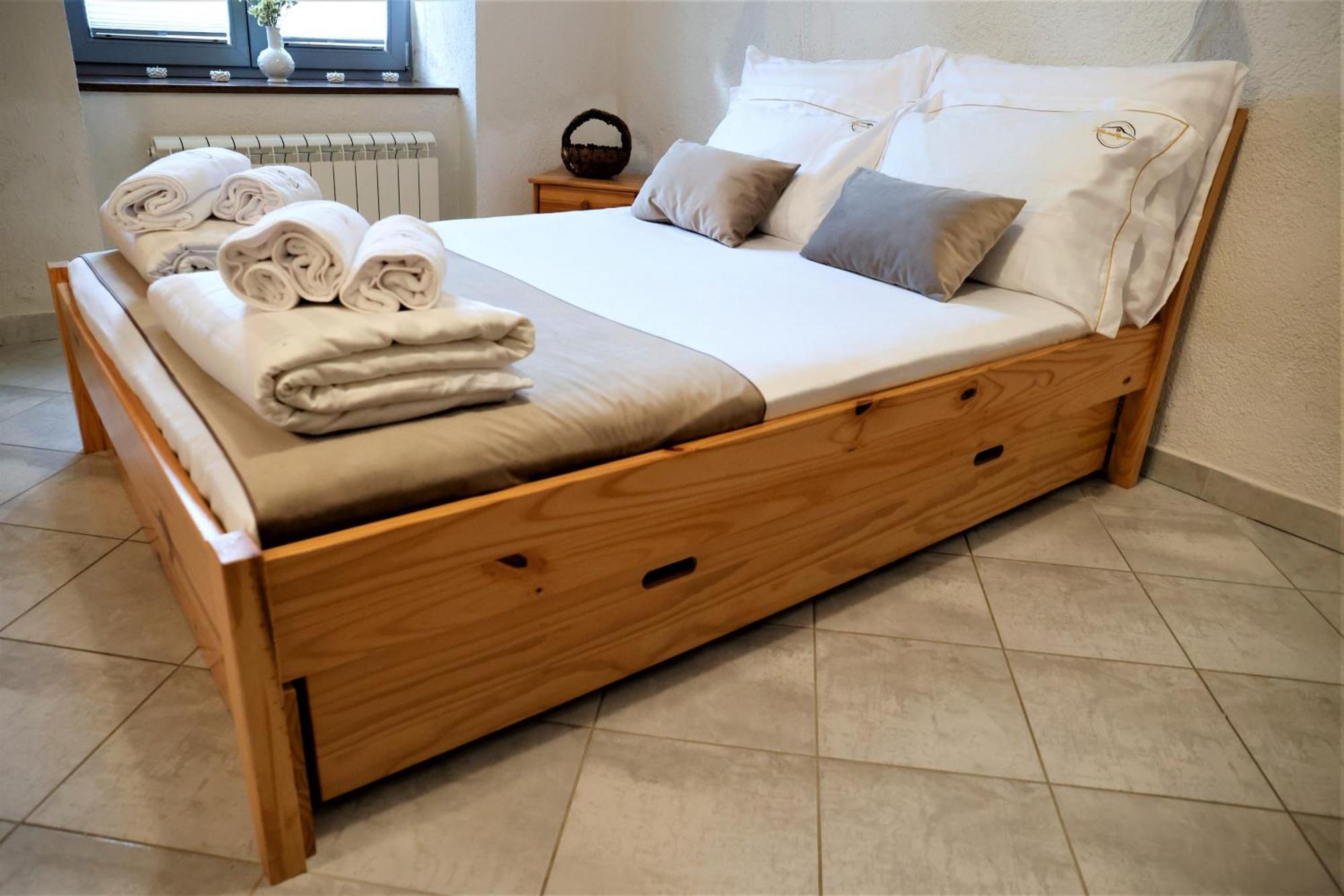 Guesthouse Idila Pod Nanosom Senozece Zewnętrze zdjęcie