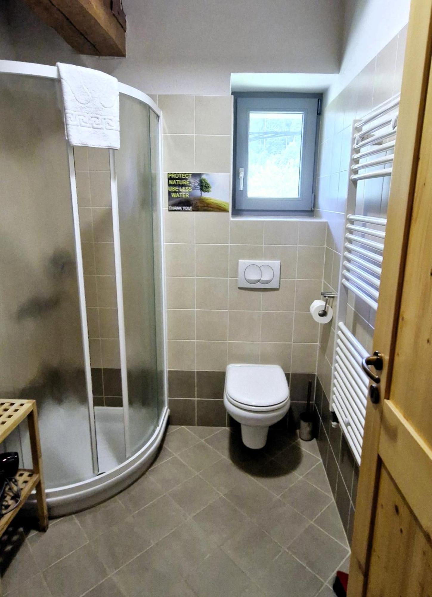 Guesthouse Idila Pod Nanosom Senozece Zewnętrze zdjęcie