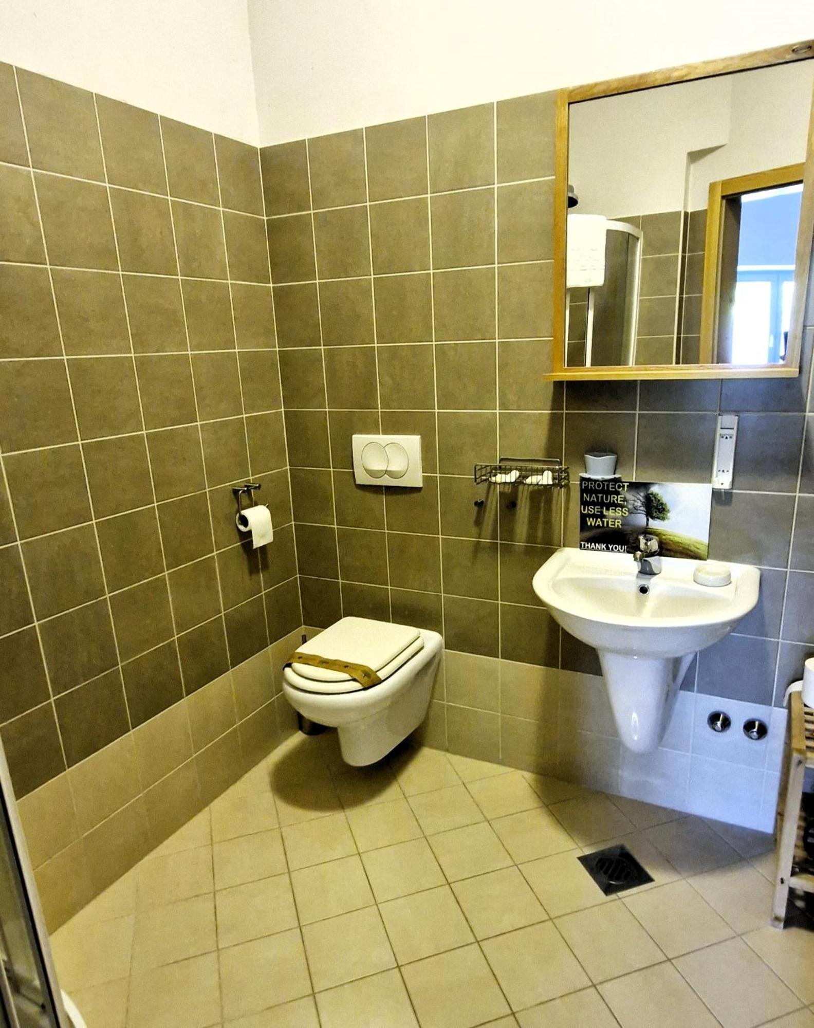 Guesthouse Idila Pod Nanosom Senozece Zewnętrze zdjęcie